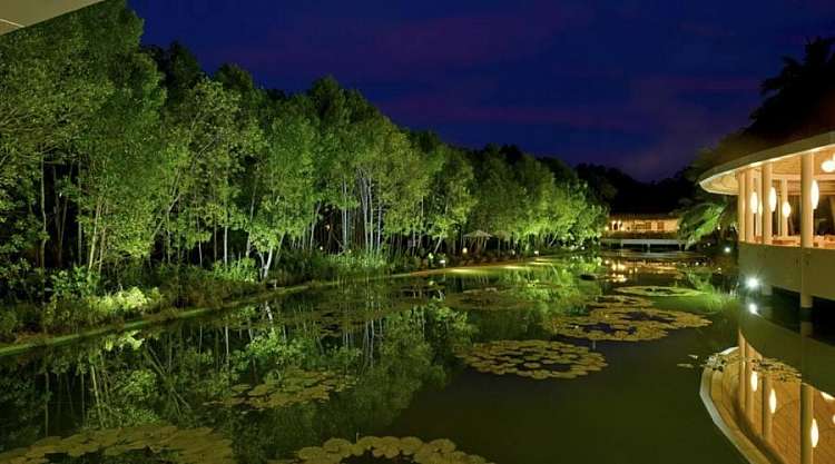 lago visto dal ristorante